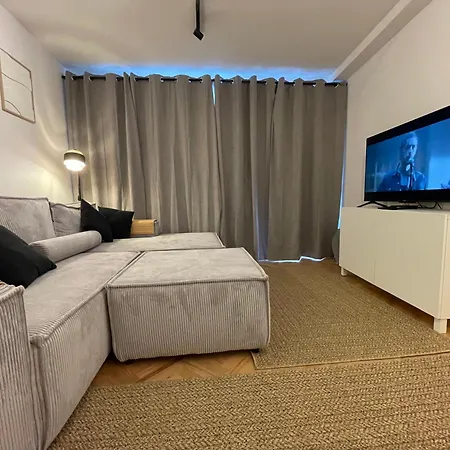 Klimatyczny W Centrum شقة